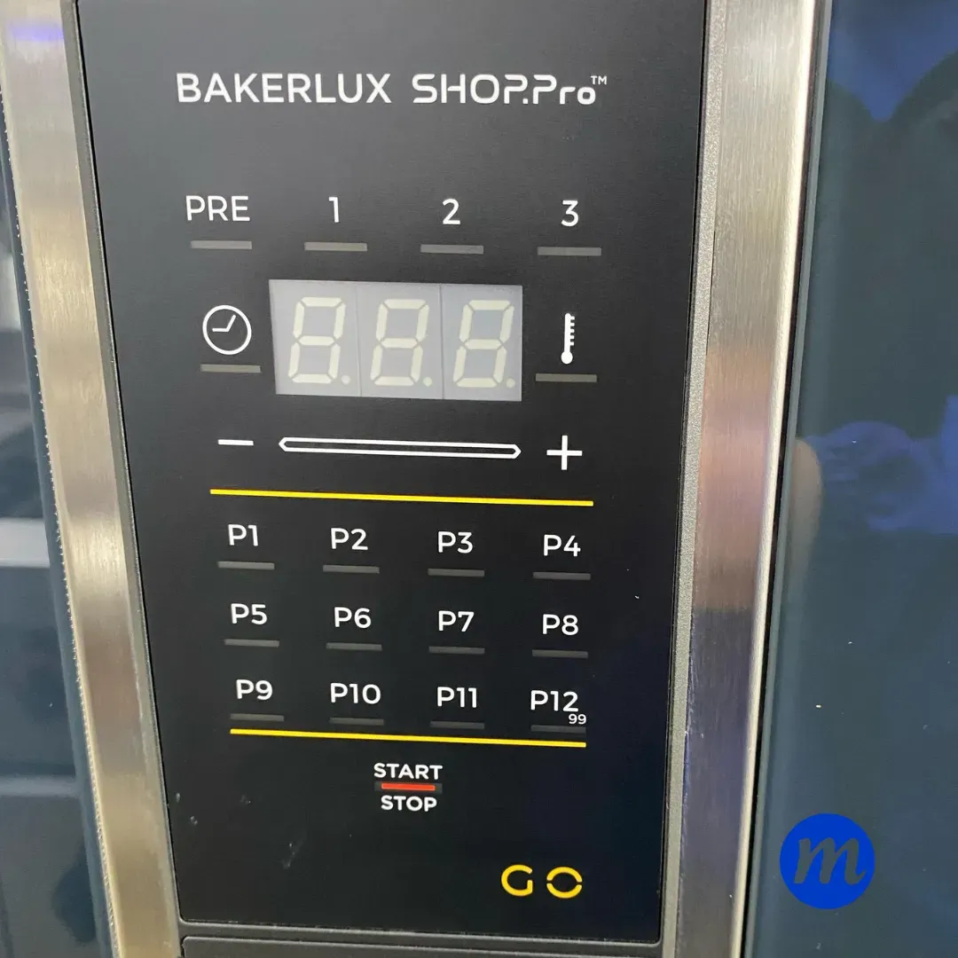 HORNO DE CONVECCION ARIANNA GO ELEC. 220V 4 BANDEJAS 46x33CM UNOX