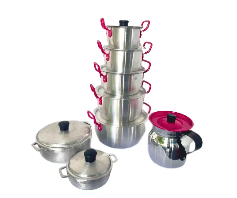 Juego de ollas ovalada x 5 oreja fucsia + calderos de 13cm y 19cm + jarra