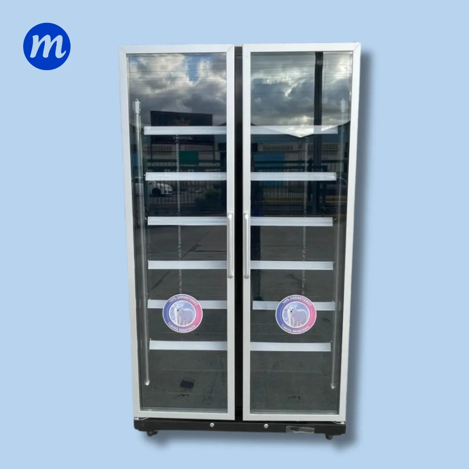 VITRINA 2 PUERTAS BATIENTES CON MANILLA 780L UNIDAD 1/3 HP 110V 2PV-780L PH NEGRA