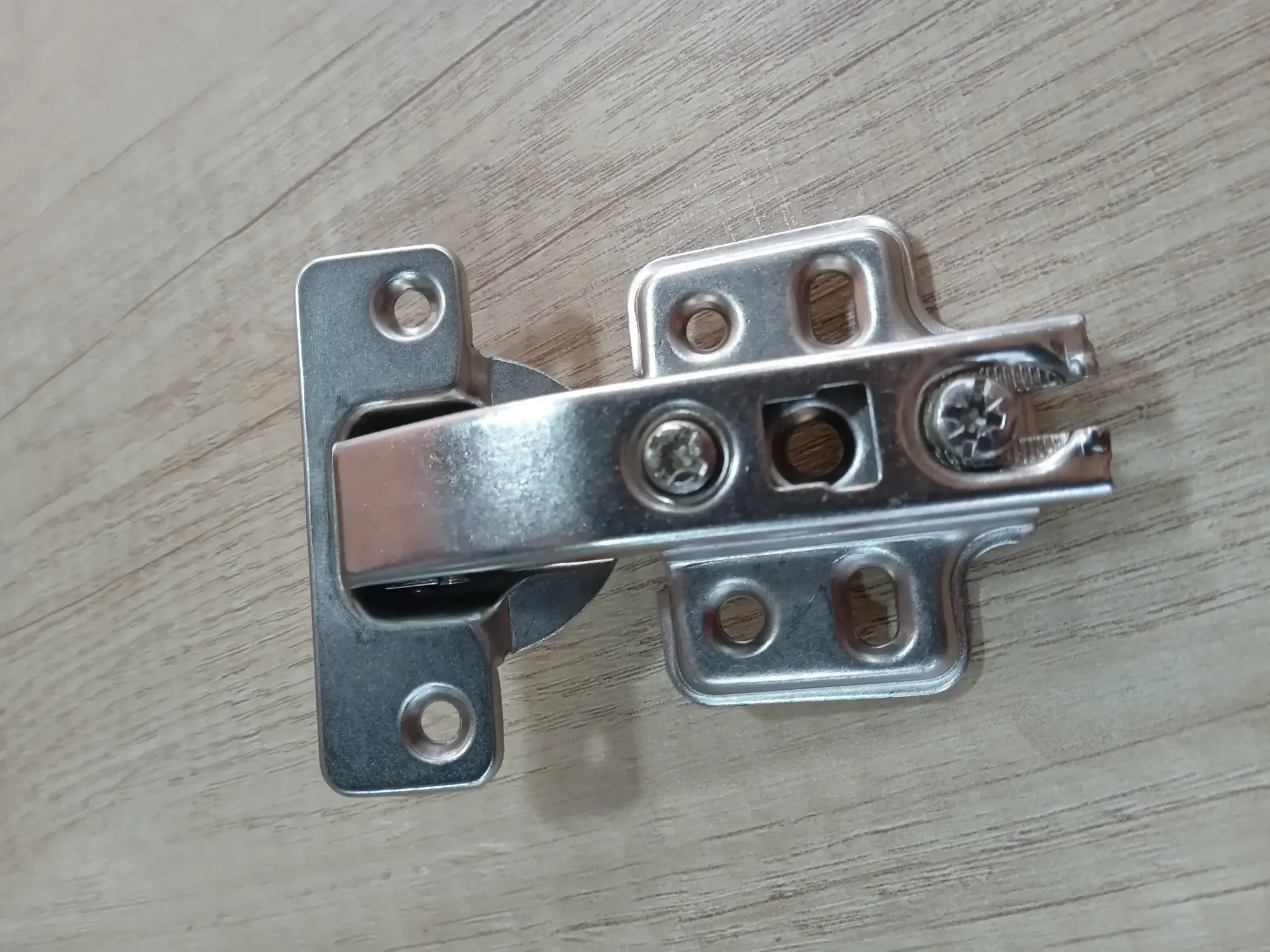 Bisagra auto reten 35 mm Pilastra 90 grados